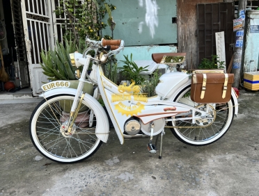 Mobylette AV44 - Màu Trắng
